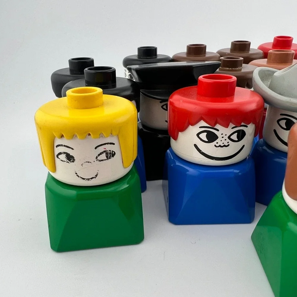 LEGO DUPLO Vintage Face Bricks Character Building Blocks Toy Lot 18 Pieces 2000s